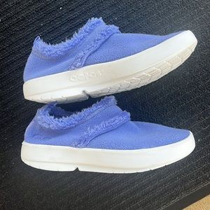 OOFOS Women’s 9M shoes lightweight walking lounge Blue cushioned lined comfort